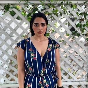 Meet your Posher, Carolina